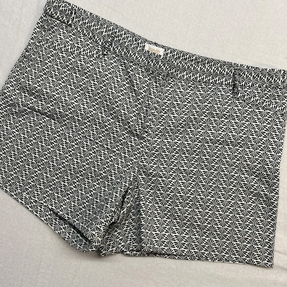 Laundry by Shelli Segal Printed‎ Shorts Women's Black/White Size 14 34X4.5